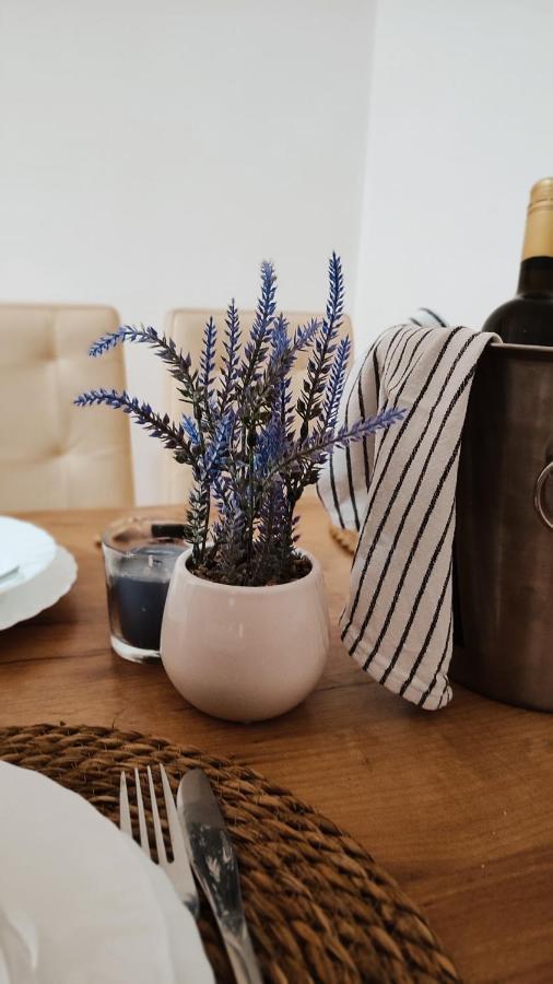 Golden Sun Skopje Apartment Ngoại thất bức ảnh