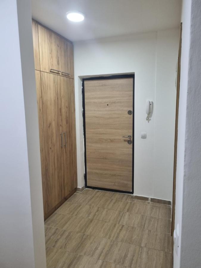 Golden Sun Skopje Apartment Ngoại thất bức ảnh