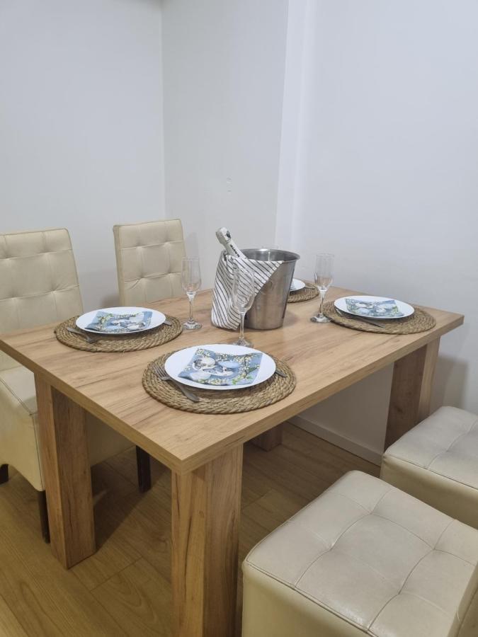 Golden Sun Skopje Apartment Ngoại thất bức ảnh